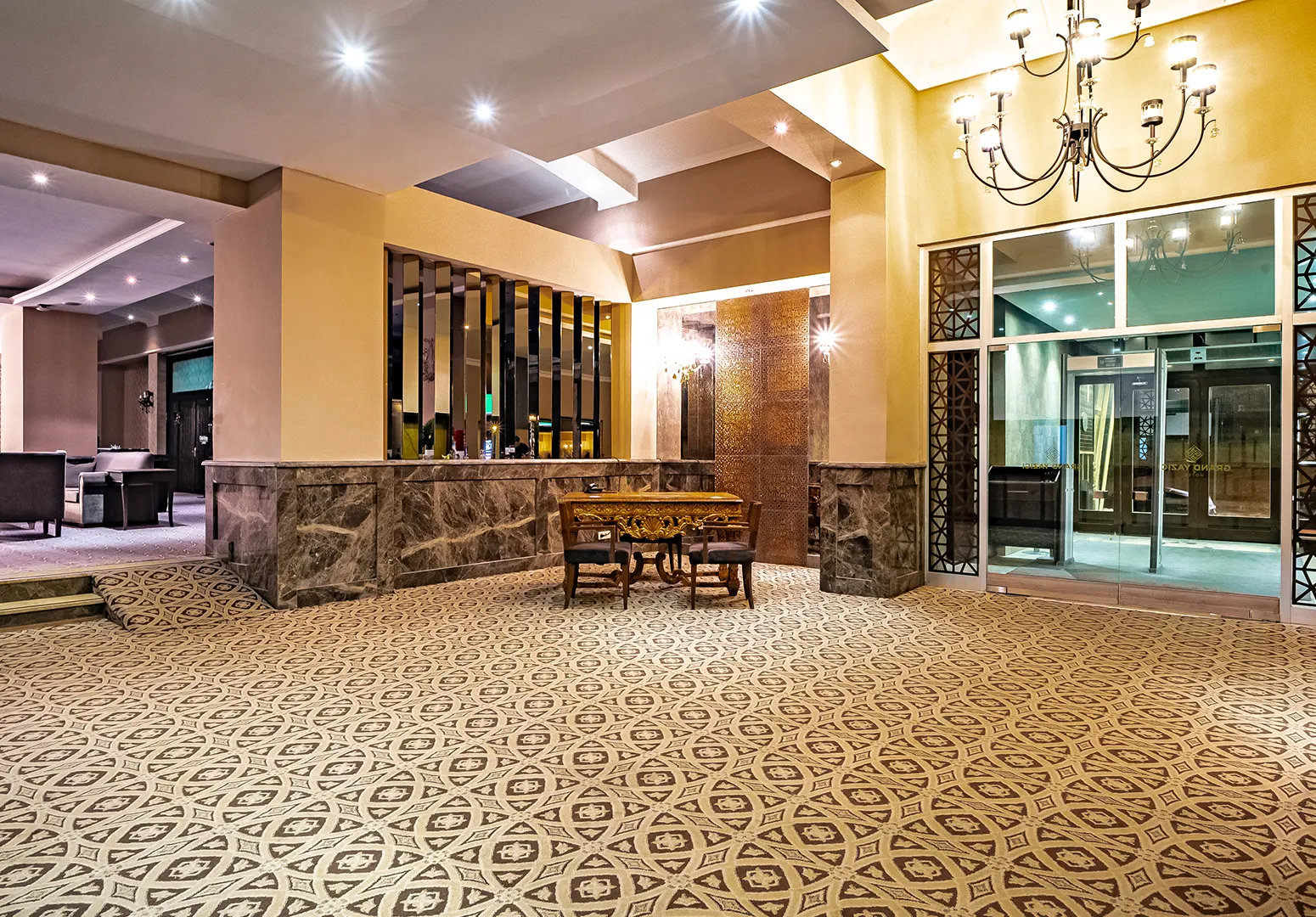 Grand Yazıcı Uludağ Galeri